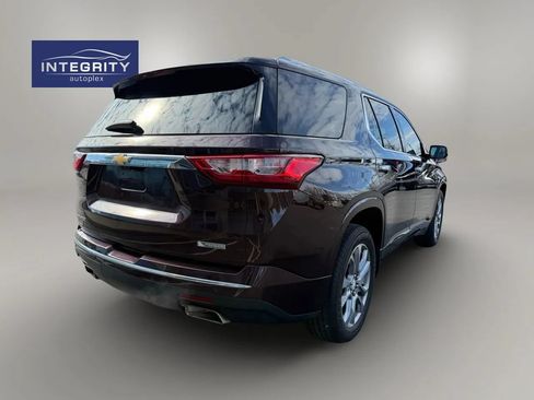 Used 2018 Chevrolet Traverse Premier w/ Driver Confidence II Package FWD image 4