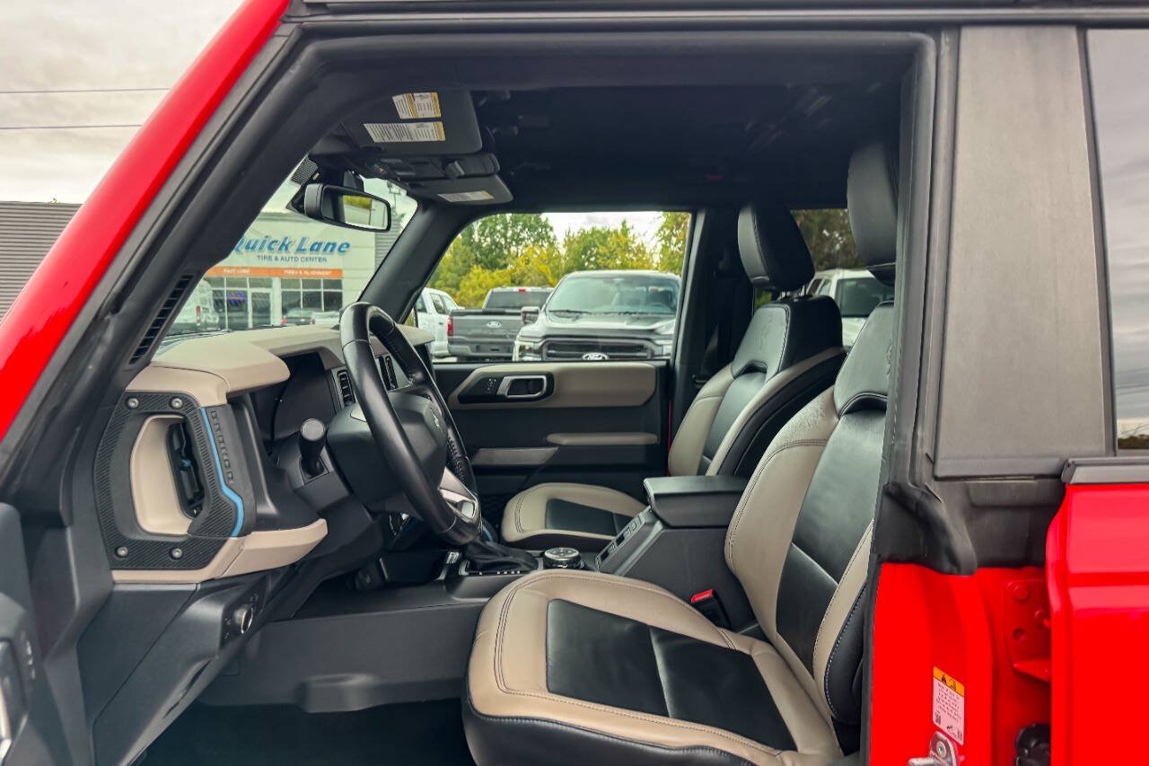 Used 2022 Ford Bronco Wildtrak AWD/4WD image 27