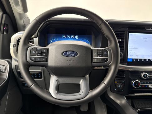 Used 2025 Ford F150 Lariat w/ Equipment Group 502A High AWD/4WD image 35