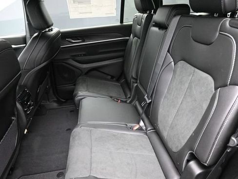 New 2026 Jeep Grand Cherokee L 4WD image 11