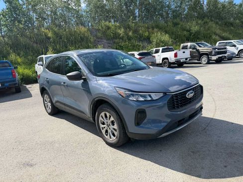 Used 2024 Ford Escape Active AWD/4WD image 5