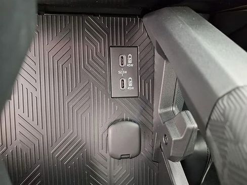 New 2025 Toyota Tacoma TRD Sport w/ TRD Sport Upgrade Package image 15