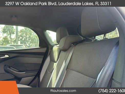 Used 2018 Ford Focus ST image 31