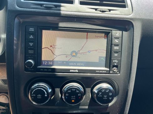 Used 2014 Dodge Challenger SXT RWD image 14