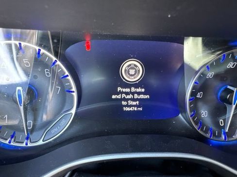 Used 2022 Chrysler Pacifica Touring-L FWD image 11