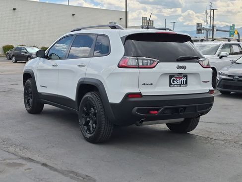 Used 2021 Jeep Cherokee Trailhawk w/ Premium Leather Package AWD/4WD image 8