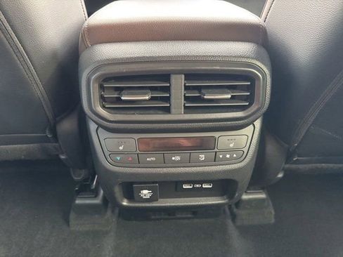 Used 2023 Honda Pilot Elite image 13