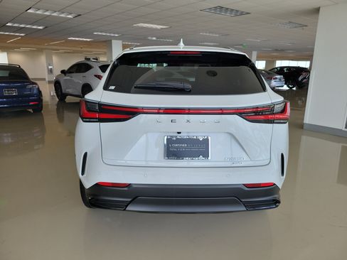 Certified 2026 Lexus NX 350 AWD w/ Accessory Package (Z1) image 7