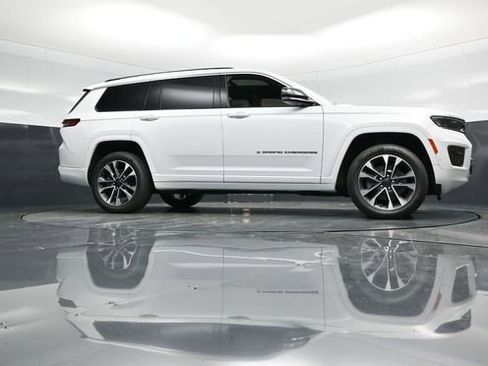 Certified 2022 Jeep Grand Cherokee L Overland w/ Luxury Tech Group IV image 66
