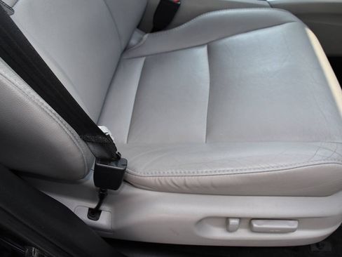 Used 2018 Honda Pilot EX-L image 31