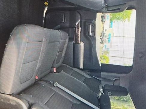 Used 2020 GMC Sierra 1500 SLE w/ SLE Value Package AWD/4WD image 8