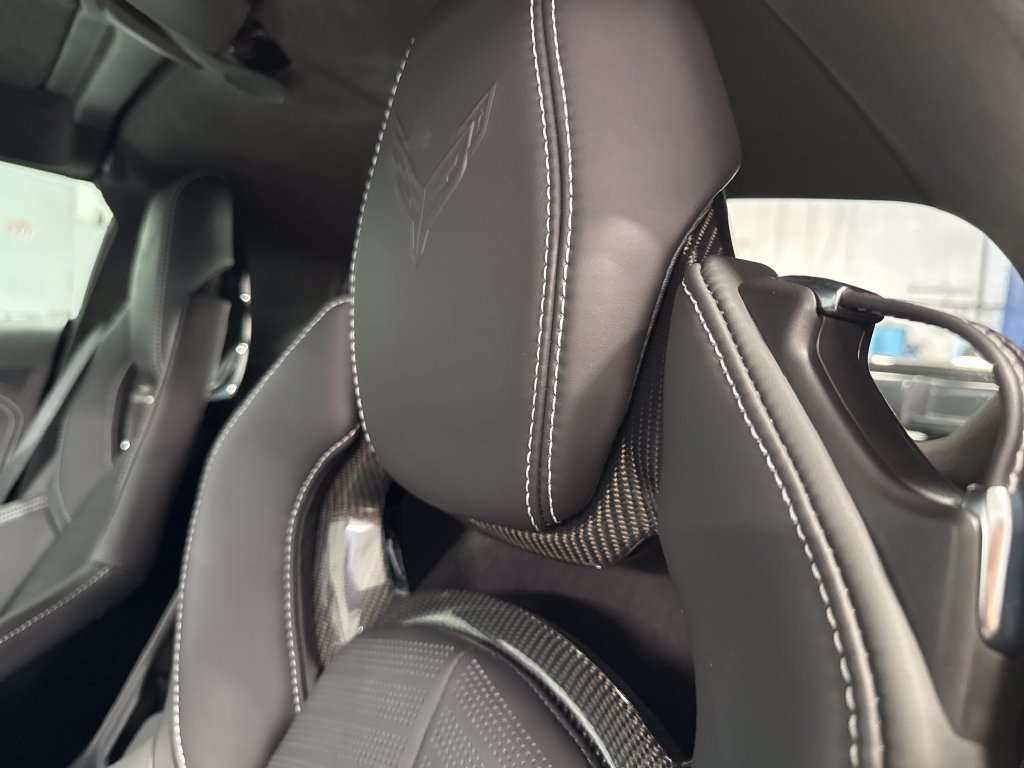 Used 2022 Chevrolet Corvette Stingray Premium Cpe w/ Z51 Performance Package RWD image 26