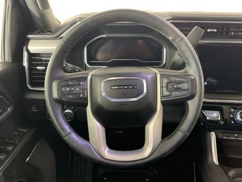 Used 2024 GMC Sierra 2500 Denali w/ Denali Reserve Package AWD/4WD image 28