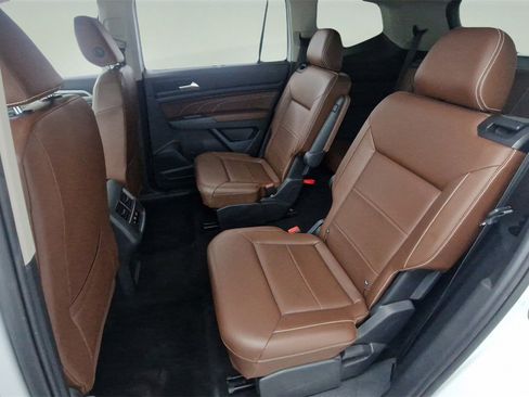 Used 2021 Volkswagen Atlas SE w/ Panoramic Sunroof Package image 24