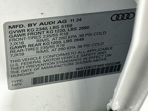 Used 2025 Audi Q3 2.0T Premium AWD/4WD image 12