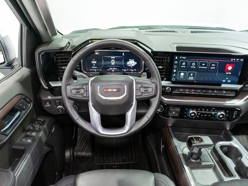 Used 2026 GMC Sierra 1500 SLT w/ SLT Premium Plus Package AWD/4WD image 13