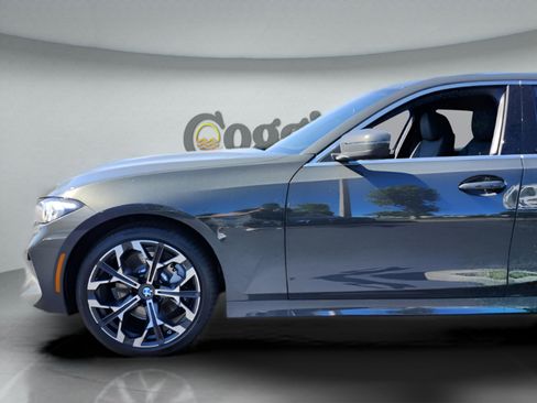 New 2026 BMW 330i Sedan w/ Premium Package image 40