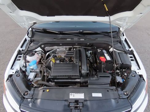 Used 2018 Volkswagen Jetta S w/ Cold Weather Package image 9