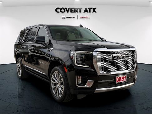 Used 2023 GMC Yukon Denali w/ Advanced Technology Package image 9