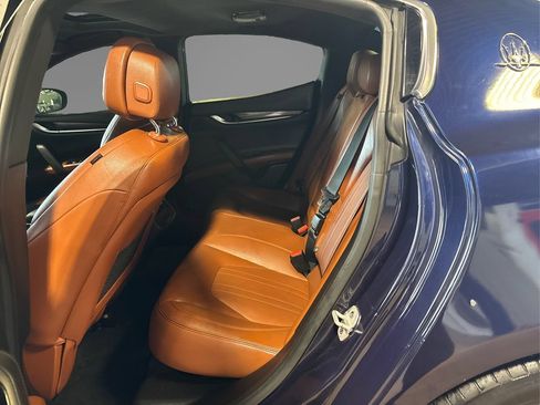 Used 2018 Maserati Ghibli RWD image 9