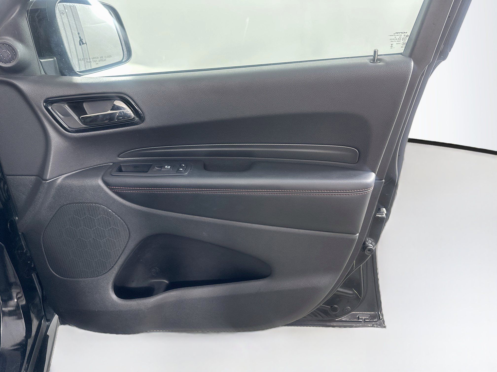Used 2025 Dodge Durango GT RWD image 34