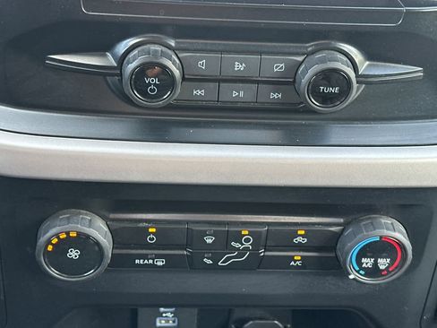 Used 2023 Ford F150 XLT image 20