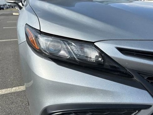 Used 2024 Toyota Camry SE w/ Convenience Package image 12