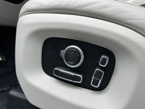 Used 2017 Land Rover Range Rover Long Wheelbase Autobiography image 30