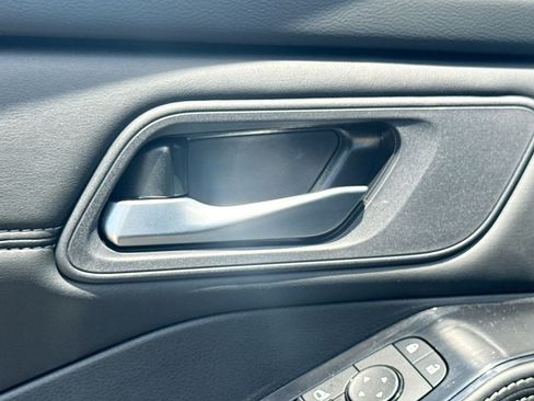 Used 2026 Nissan Rogue Dark Armor FWD image 13