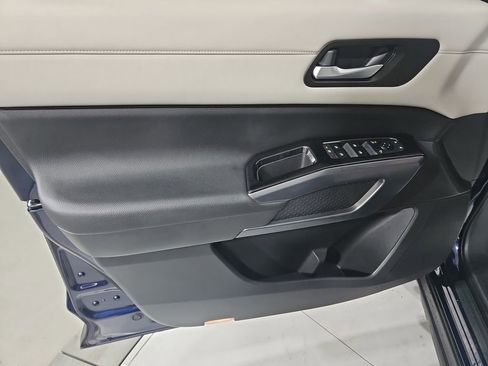 Certified 2022 Nissan Pathfinder SL image 12