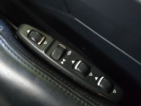 Used 2016 Mercedes-Benz G 63 AMG 4MATIC image 40
