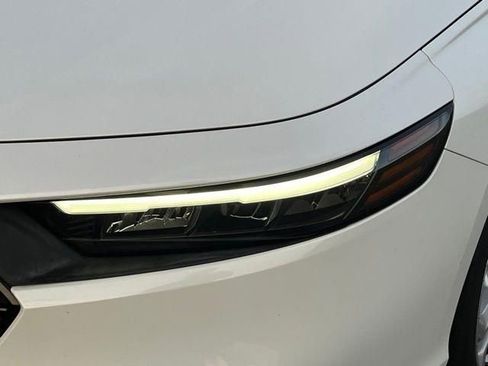 Used 2023 Honda Accord LX image 9