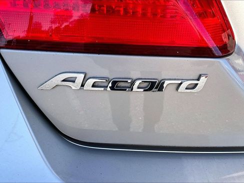 Used 2015 Honda Accord LX image 22