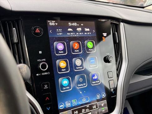 Used 2025 Subaru Outback Premium image 19