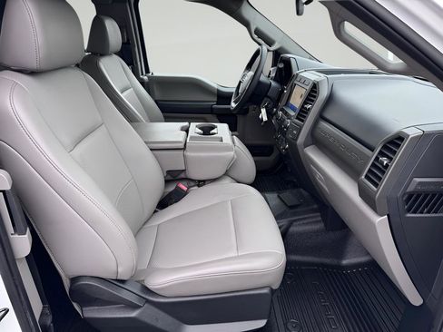 Used 2020 Ford F250 XL w/ STX Appearance Package image 27
