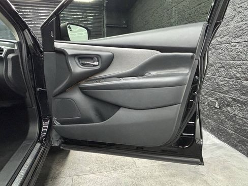 Used 2020 Nissan Murano SL w/ Moonroof Package FWD image 33