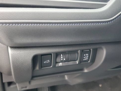 Used 2026 Subaru Forester Limited AWD/4WD image 11