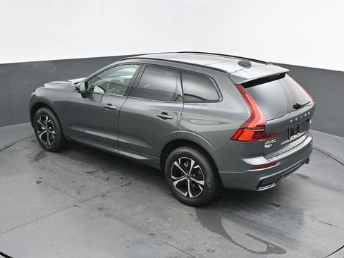 New 2026 Volvo XC60 B5 Core AWD/4WD image 25