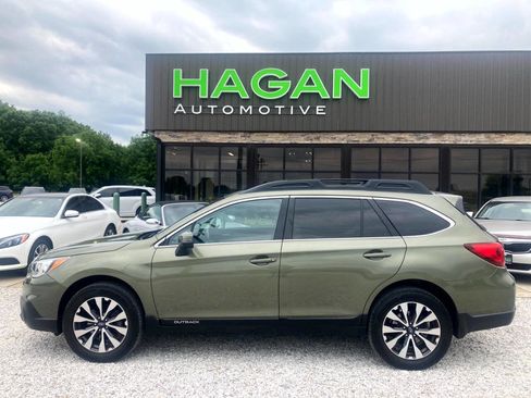 Used 2016 Subaru Outback 2.5i Limited AWD/4WD image 1