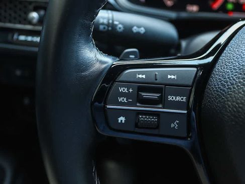 Used 2025 Honda Civic Sport image 23