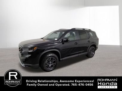 New 2025 Honda Pilot TrailSport