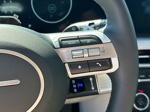 New 2026 Hyundai Tucson Limited image 24