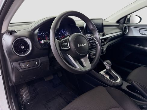 Used 2023 Kia Forte LXS w/ LXS Technology Package FWD image 22