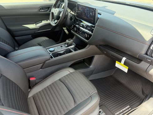 New 2026 Nissan Pathfinder Rock Creek image 29