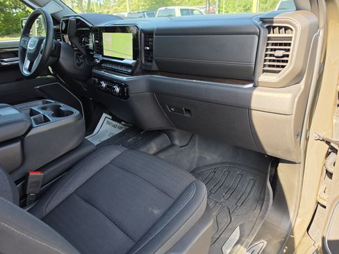 Used 2023 GMC Sierra 1500 Elevation w/ X31 Off-Road Package AWD/4WD image 19
