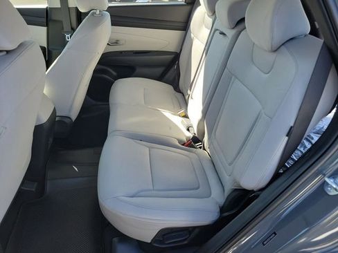 New 2026 Hyundai Tucson SE image 19