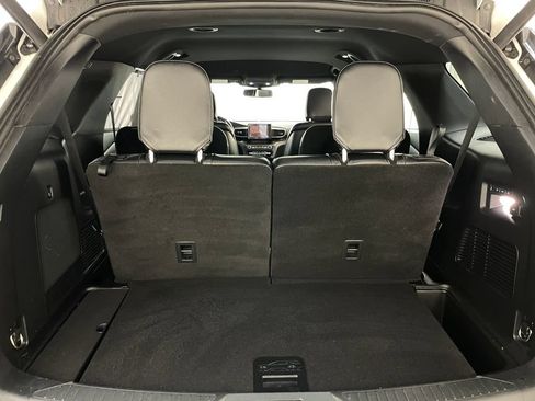 Used 2020 Ford Explorer Limited w/ Class III Trailer Tow Package AWD/4WD image 50
