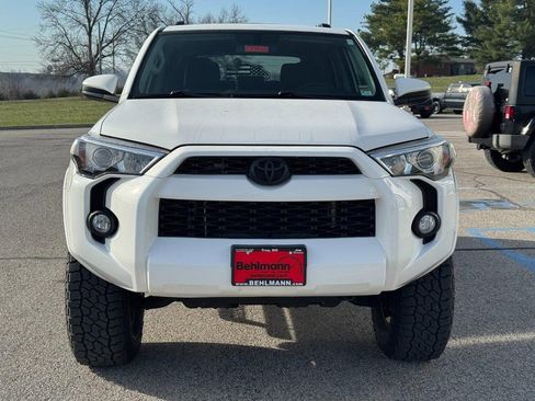 Used 2019 Toyota 4Runner SR5 image 12