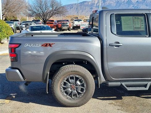 Used 2023 Nissan Frontier PRO-4X w/ Pro-4X Premium Package image 4
