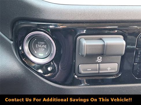 New 2026 GMC Sierra 1500 SLT w/ SLT Premium Plus Package image 16